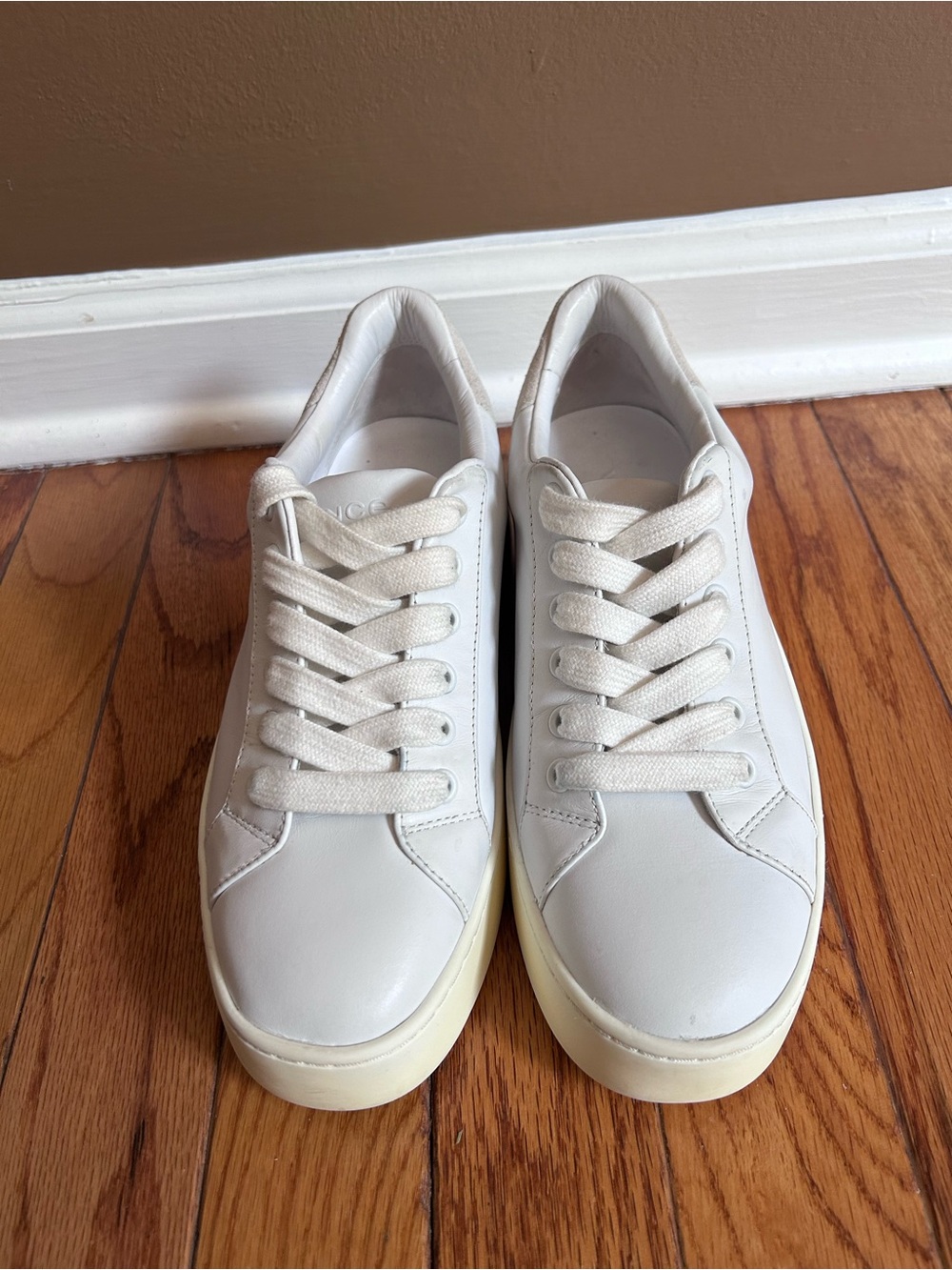 Vince Cream Leather Low-Top Sneakers with Off-White Soles